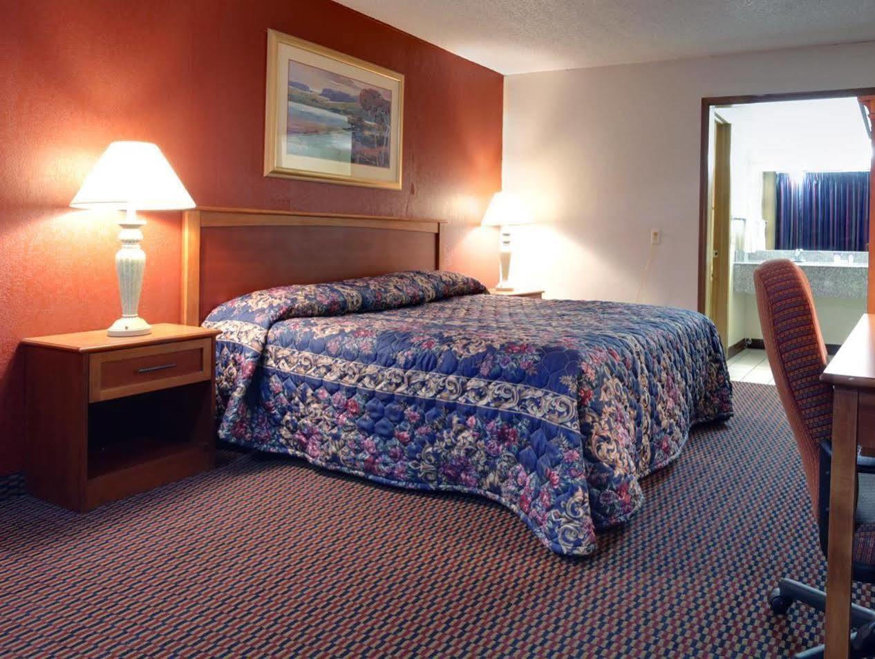 Americas Best Value Inn Weatherford Экстерьер фото