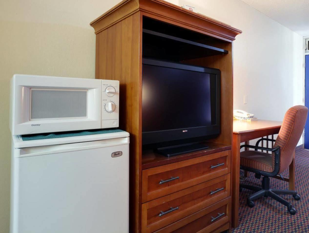 Americas Best Value Inn Weatherford Экстерьер фото